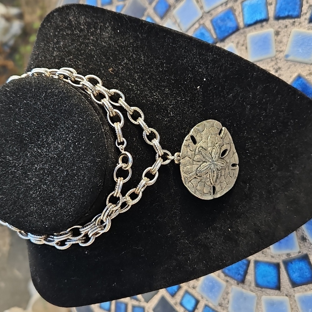 Silvertone Link Chain With Sand Dollar Pendant